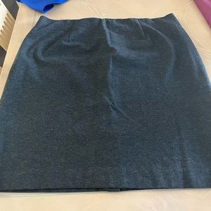 Woman’s charcoal gray pencil skirt.